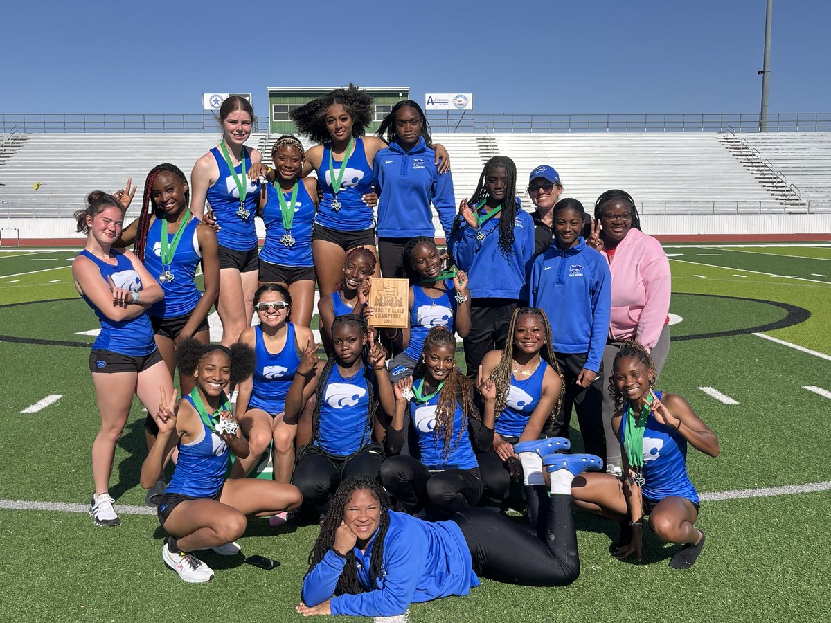 Brenham Bluebonnet Relay Champs!! 💙 <a href="/CyCreekBooster/">CyCreekBooster</a> <a href="/cycreekhs/">Cy Creek High School</a>
