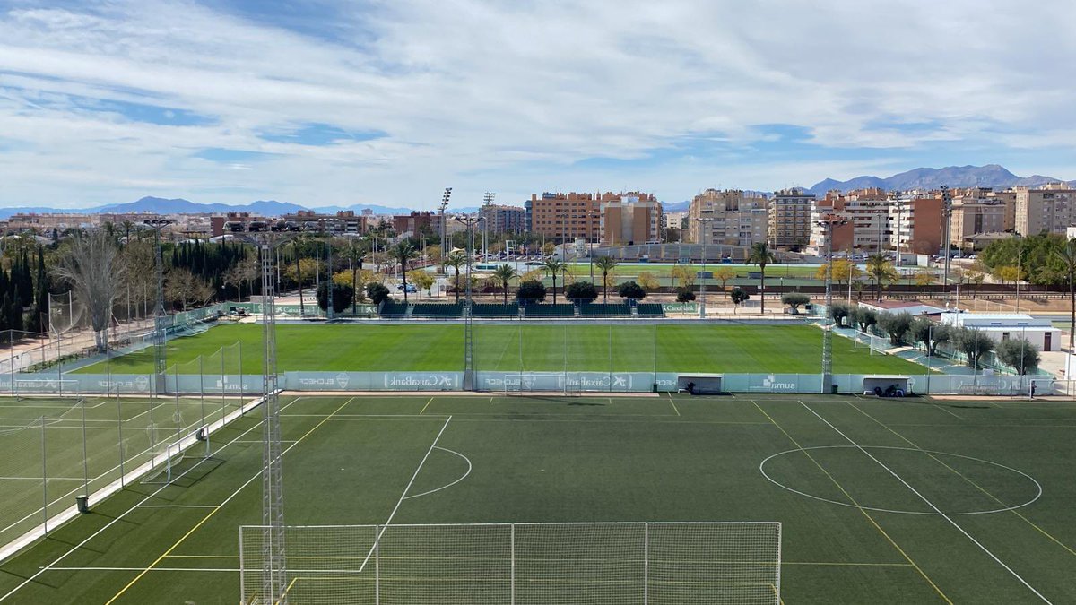 El sabadellenc <a href="/XavierMonino/">Xavi Moñino Morales</a> veurà demà en pocs metres i hores els seus tres equips: <a href="/CESabadell/">CE Sabadell 🧅</a>, <a href="/CD_Eldense/">CD Eldense SAD</a> i <a href="/elchecf/">Elche Club de Fútbol 🌴💯</a>: “S’han alineat tots els astres”

👀 Des de casa seva veu el Diego Quiles, el camp on demà es juga l’Ilicitano-Sabadell #exarlequinats

🔊 Minut 20 🔊