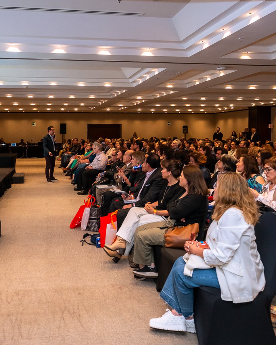 🚀 Nuestro CEO <a href="/NachoTorres4S/">Nacho Torres 4S</a> participó en el Workshop de <a href="/Inmuebles24/">Inmuebles24 México</a> en CDMX, hablando sobre cómo la IA ya está transformando el real estate. Gracias a todos los asistentes por hacer de este evento un espacio de aprendizaje compartido.