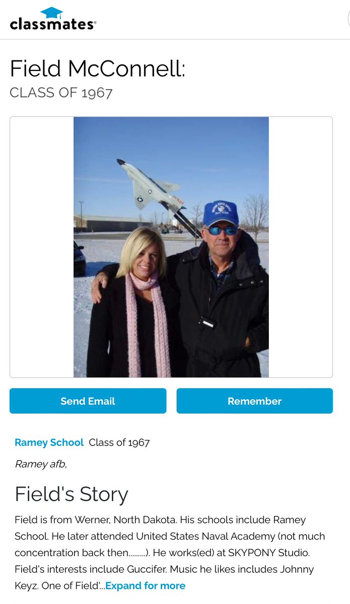 MrsCsCookies's tweet image. #DigitalSoldiers™️ targeting 🎯.@AGPamBondi 
#FieldMcConnell turned on you a long time ago during #OperationClassified 

.@FBIDirectorKash The Great Awakening ….Team Flynn Dog?