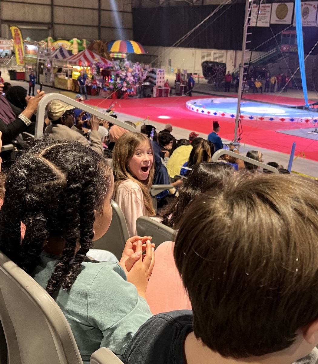 2nd grade field trip to the Aladdin Shrine Circus! What a great experience for our STARS 🌟 🎪 #itsworthit #theslate #slatehillstars