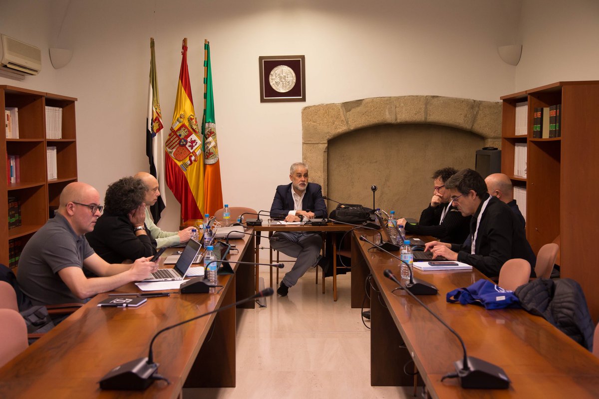 G-9 de Universidades (@uni_g9) on Twitter photo 📣 El <a href="/uni_g9/">G-9 de Universidades</a> alerta sobre la importancia de actualizar la docencia a través de la inteligencia artificial ⌨️🖥️
☑️ Los miembros de la sectorial de #Transformacióndigital manifiestan su sorpresa ante el cambio de criterios en los indicadores de Digitalización comunicados por el 📣 El <a href="/uni_g9/">G-9 de Universidades</a> alerta sobre la importancia de actualizar la docencia a través de la inteligencia artificial ⌨️🖥️
☑️ Los miembros de la sectorial de #Transformacióndigital manifiestan su sorpresa ante el cambio de criterios en los indicadores de Digitalización comunicados por el