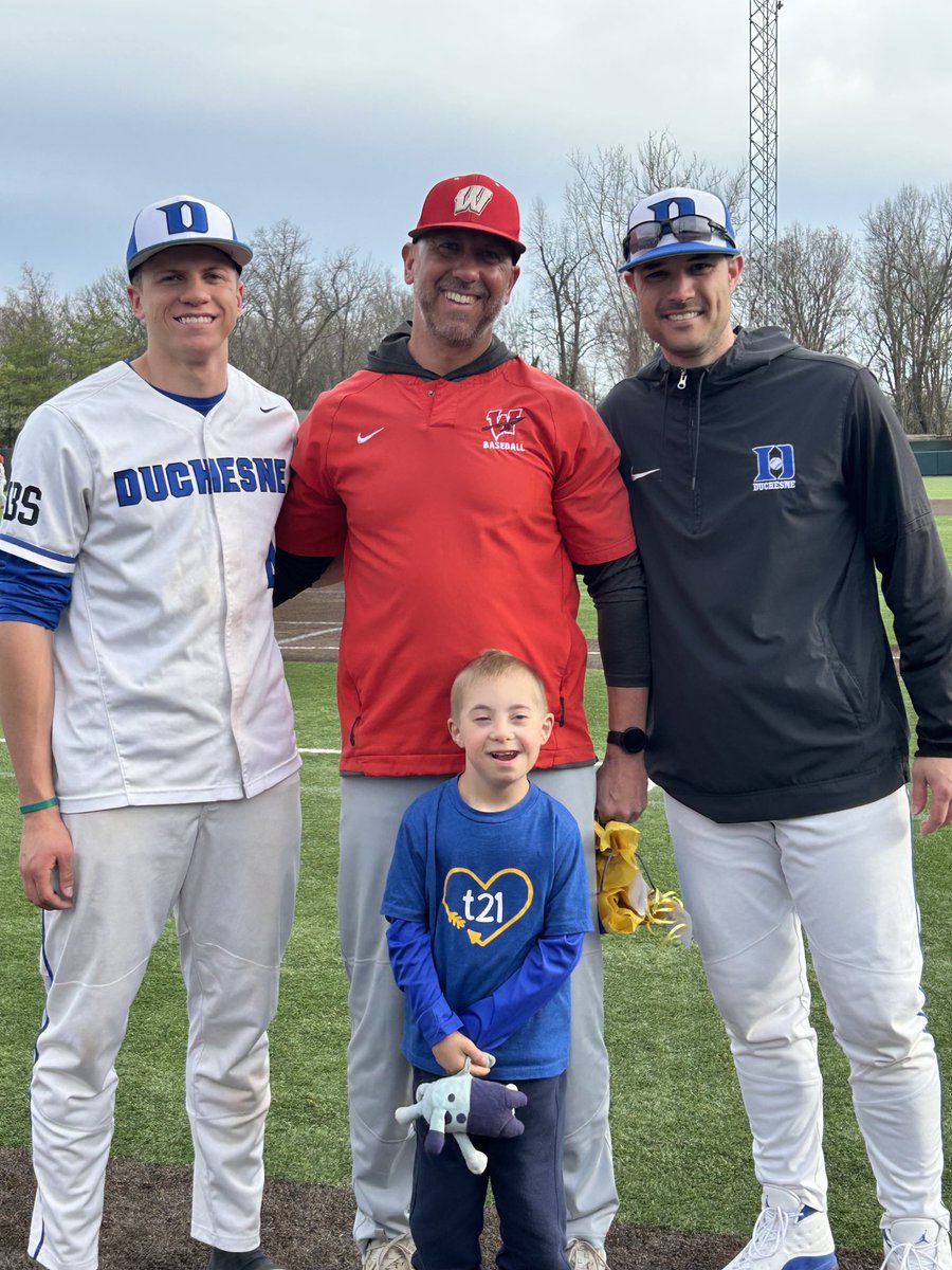 Today is 3-21. 
Down Syndrome Awareness Day.
Senior Jack Burle wanted to do something for his little brother Xavier to share with his baseball community how special X-Man is.
Jack shared a letter and bands with coaches and players playing this weekend.
Great work Big Brother!