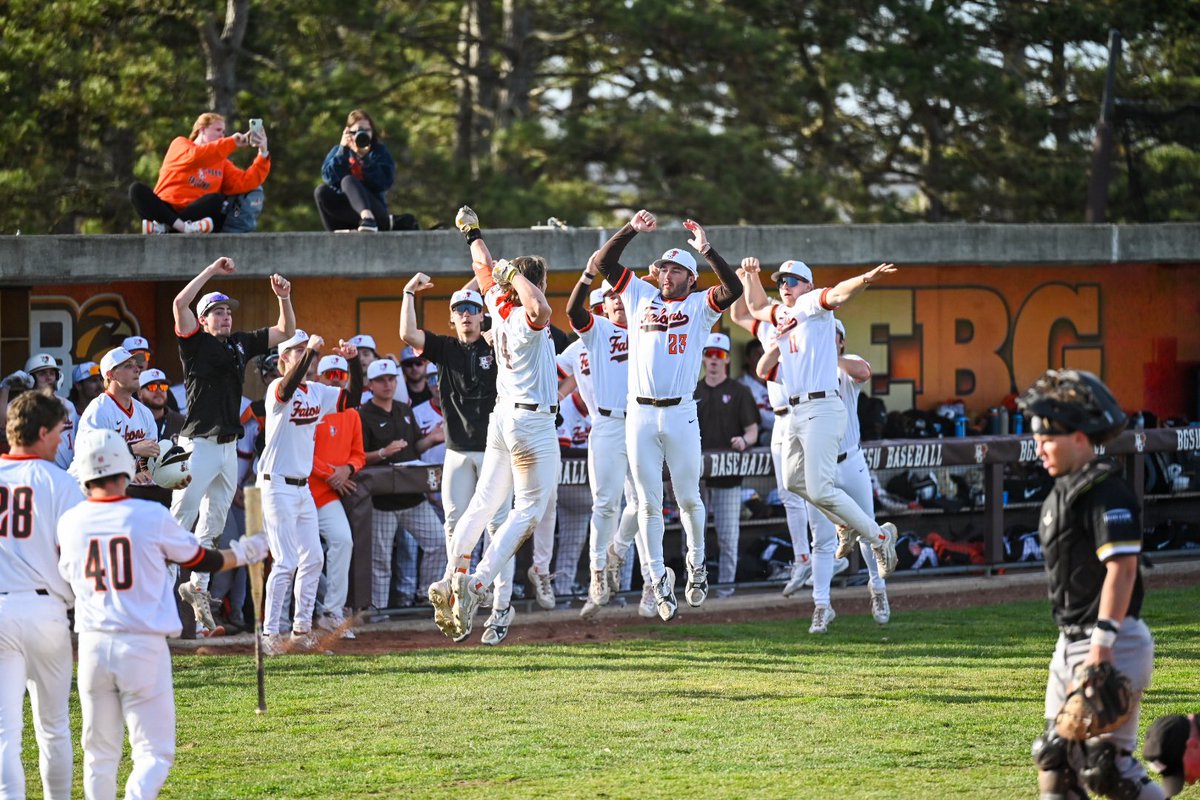 BGSU_Athletics's tweet photo. Another win, another walk off for @BGSU_Baseball! The Falcons are 7-0 in MAC play for the third time in program history and the second time in as many season! 

#AyZiggy https://t.co/4yKgYAPlHj