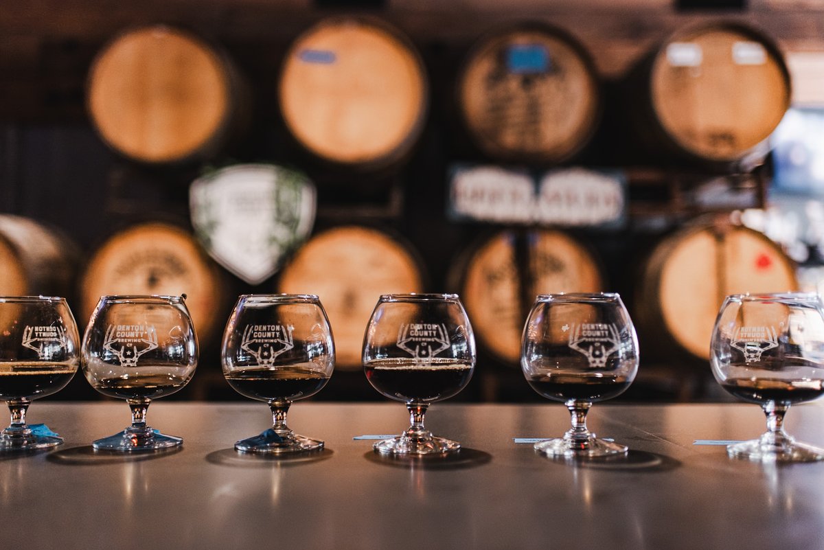 Barrel-aged beauties coming along nicely! 👌🏼 Selected a few to pull out. Standby for some special pours. 🌟