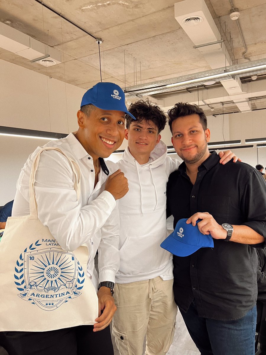 kellykim_xyz's tweet image. che, @0xMantleLatAm @Mantle_Official looking re bueno here 😏 

mantle models repping @crecimientoar @alephhackathon:

@ctg_onchain @Cbiux_04 @JJS_Web3 @kadiogluakin