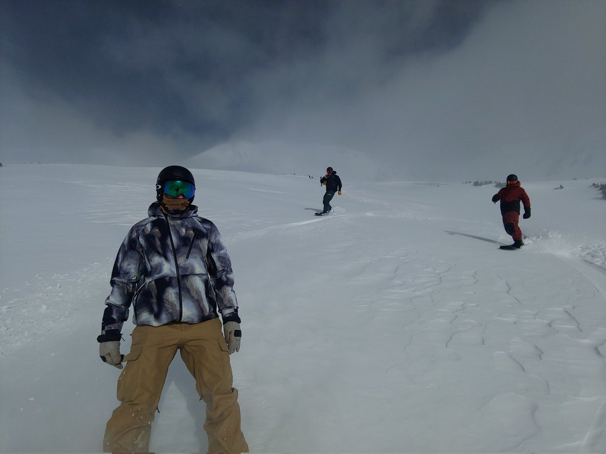 timdemasters's tweet image. I don't get into the mountains nearly enough these days, but happened to catch a storm perfectly on a pre-scheduled snowcat trip with the boys. So much time grinding away, building businesses, being a dad. Felt good to shred at 12,000'.