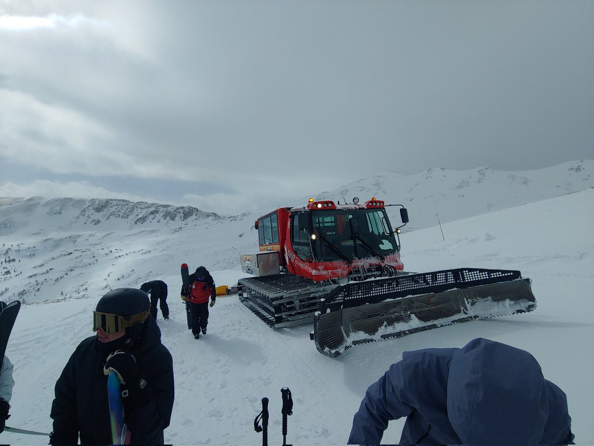 timdemasters's tweet image. I don't get into the mountains nearly enough these days, but happened to catch a storm perfectly on a pre-scheduled snowcat trip with the boys. So much time grinding away, building businesses, being a dad. Felt good to shred at 12,000'.