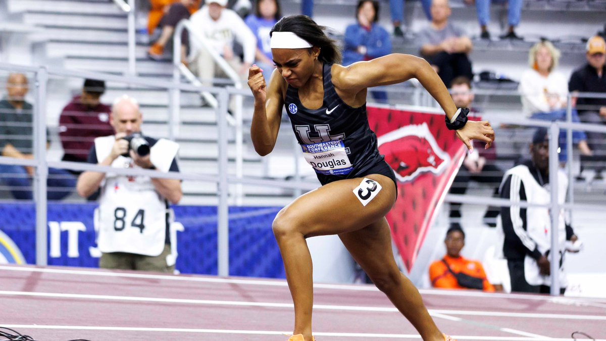 3⃣ Cats in the top 5⃣

Women's 200m
2. Sharmelle Holmes - 23.32 (PR)
3. Oneika McAnnuff - 23.41 (PR)
5. Hannah Douglas - 23.56

#WEAreUK | #UKTF