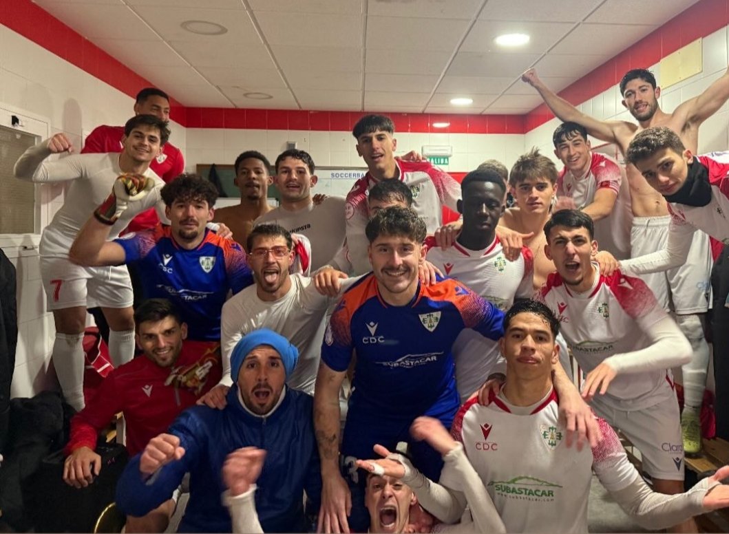 Vamossss <a href="/CastueraCd/">𝗖.𝗗. 𝗖𝗔𝗦𝗧𝗨𝗘𝗥𝗔 𝗦.</a> Vamossssss 🍍+3 🥅⚽🏃🏻💪🏽