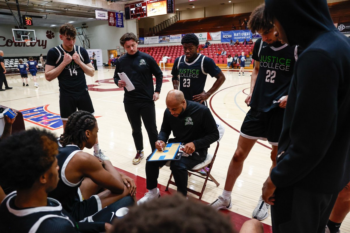 Justice University and College of the Ozarks Highlight Consolation Day of the DI Men’s Basketball National Championships

More - the-n.cc/4kTo719

PC: Steve Rackley - Flat Top Photos &amp; Josh McCann Photo