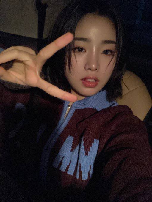 aunque soy más 𝕥eam frío, he de 𝕒dmitir que estuve esperando este #𝕾h𖦹︎𝕔𝐤e𝕣s𓋜sū𝚖me𝕣 ☀♡ por mucho 𝕥iempo, así que con mi botellita de agua, iré corriendo hasta el #sh𝕚ᥒing۰𖥊dē𝚋u𝕥 para apoyarlos en todo momento.

𝔒n 梦𝚋ëa𝕥 ू✿ ٭ #𝐥üv𝕚ǝ !