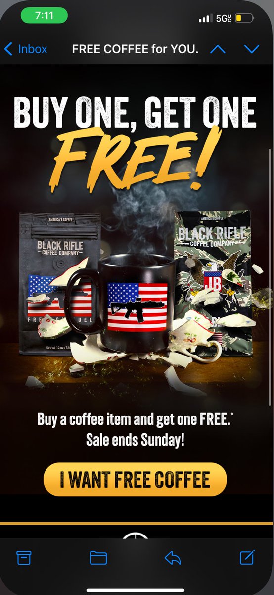 BlackHawkFrown's tweet photo. @Bu5terMUFC @blckriflecoffee Typical 😂😂 https://t.co/8BlQwn3eaD