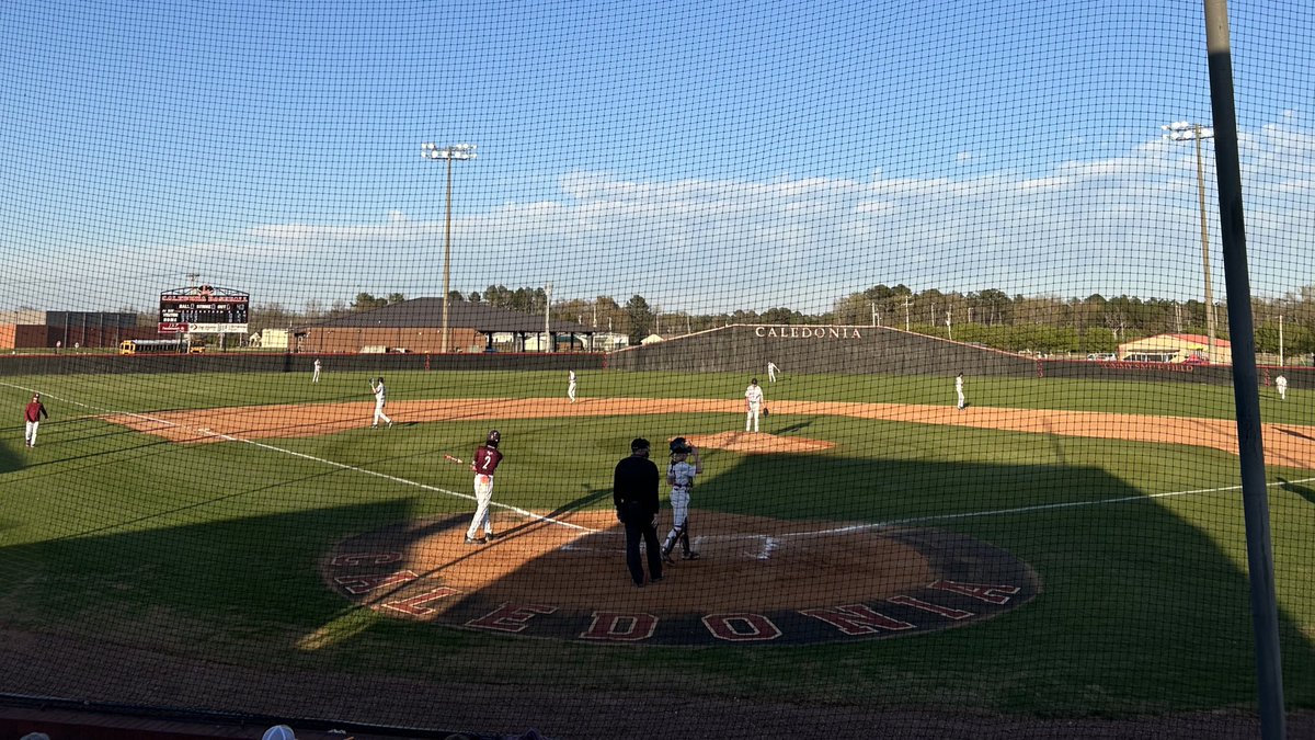 ahunt24um's tweet photo. Mississippi High School ⚾️ 
Houston @ Caledonia
#ExpectSuccess https://t.co/SOu6uiZ7wH