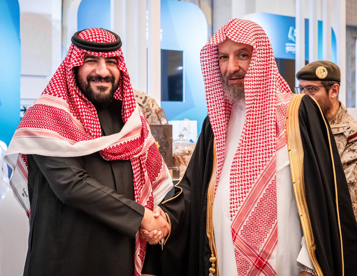 سعدت وتشرفت  بلقاء معالي الشيخ أ.د سعد الشثري #مكة_المكرمة #عجوتك