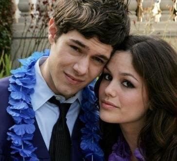 face card? no. face ECONOMY! literal definition of a good looking couple