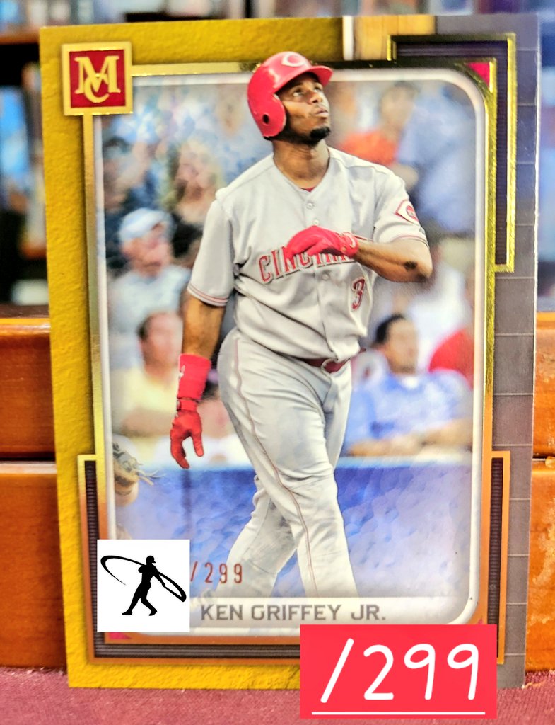 🔥Ken Griffey Jr. Giveaway🔥

✨Who had a sweeter swing than Ken Griffey Jr? One of my favorite baseball players as a kid❤️ You can win this card if you guess the number first /299

To be eligible, you must-
⚾Follow
⚾Like
⚾Repost
One guess per account