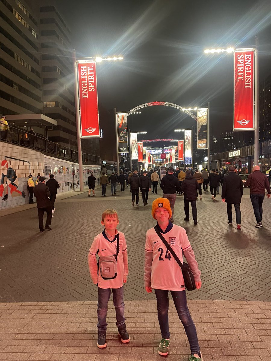 Rich Weir tweet media