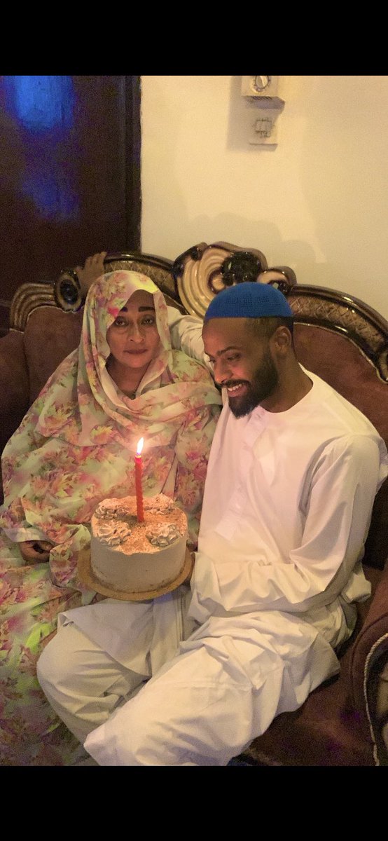 bastta_'s tweet photo. شجرة الضل ❤️❤️ https://t.co/v6Xhb5YD0p