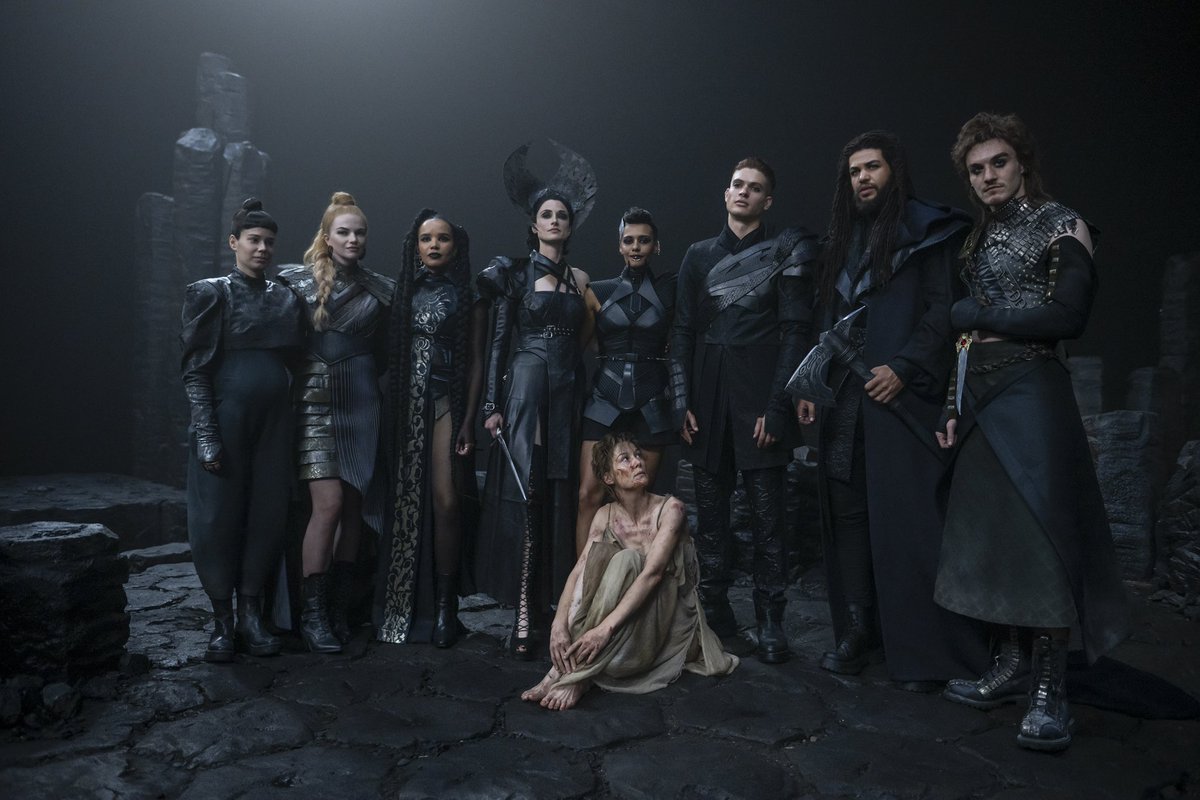 Laia Costa, Ceara Coveney, Zoë Robins, Natasha O'Keeffe, Rosamund Pike, Madeleine Madden, Josha Stradowski, Marcus Rutherford and Dónal Finn on the set of ‘THE WHEEL OF TIME’ season 3