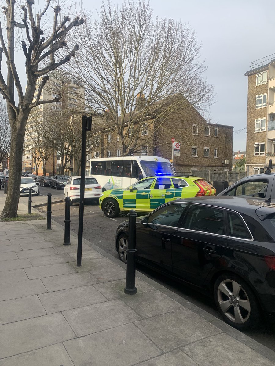 Today <a href="/CllrRebaka/">Cllr. Rebaka Sultana</a> &amp; I carried out a site visit with officers to look at traffic congestion on Sceptre Rd &amp; Globe Rd area. For example congestion created by regular collisions outside the 309 bus stop on Globe Rd. We thank our officers &amp; look forward to seeing some improvements.