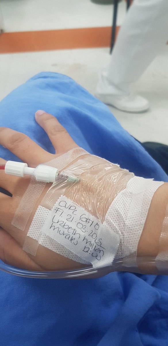 Lyon_1901's tweet photo. Nota: no se hagan los fuertes ,vayan al hospital si algo no está bien https://t.co/mBLYtsewYO