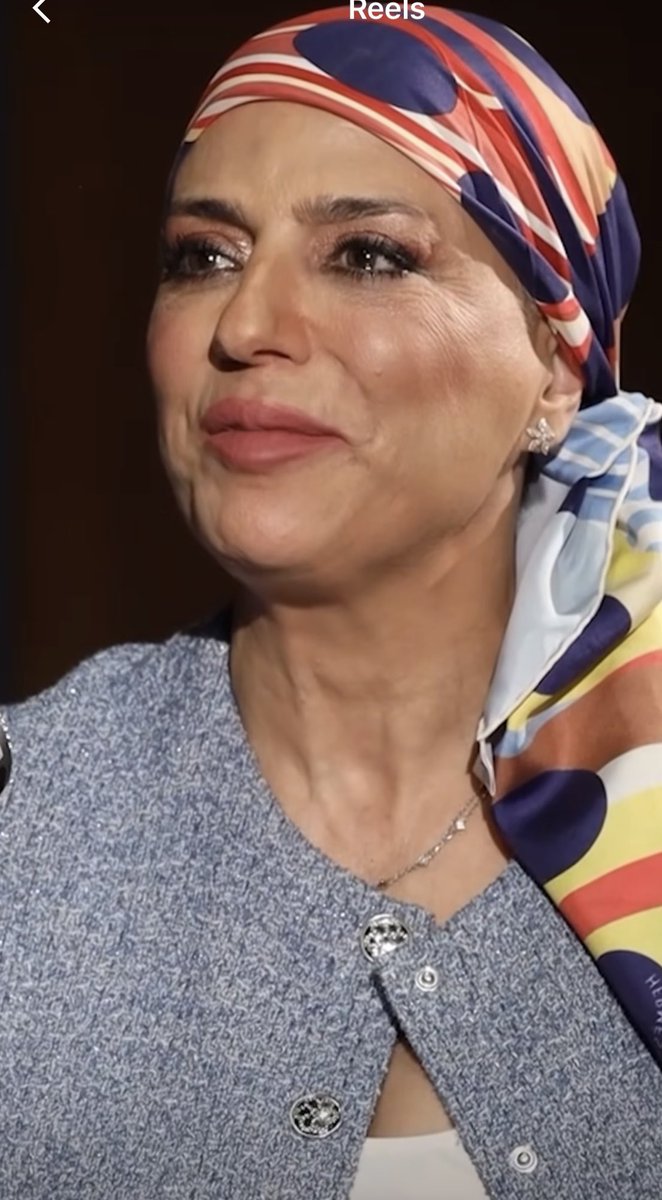 تشاركنا الوجع ورغم الوجع وزّعتِ معنويات. بكلماتِك، نسّيتيني وجعي يا أطيب زميلة... 

انا دقيت الجرس من هون وانتِ دقي من السماء 🕊️❤️

هدى الحب، هدى القلب الصادق. #هدى_شديد