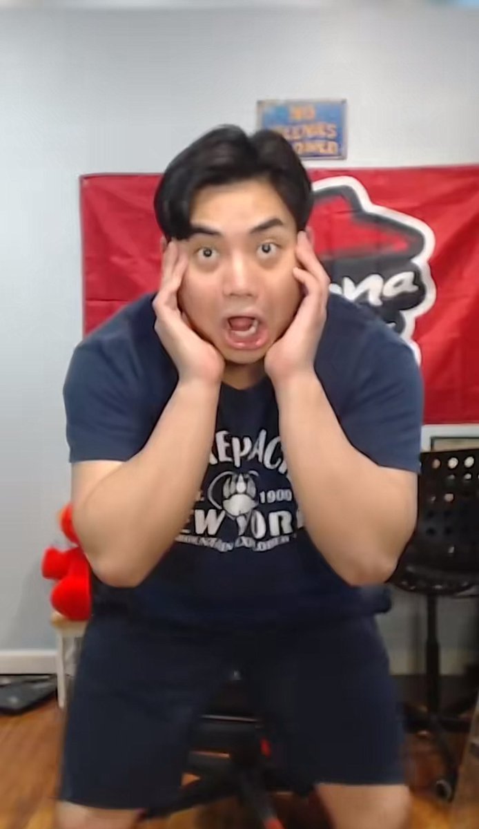 NjzBloom's tweet photo. Leave NJZ alone and go talk to your ai chaewonie https://t.co/etZNBMIPIG