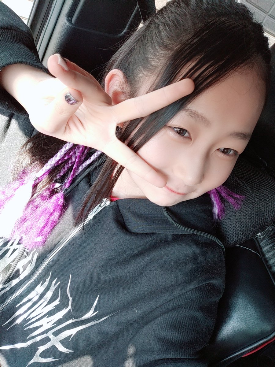 runanandesuga's tweet photo. ついに #テアトルアカデミーパフォーマンスステージ の当日💗
オシャレして準備万端💖

楽しみでもあるけど、緊張でおかしくなりそう😵‍💫

でもでもっ！緊張なんて忘れて踊り狂うくらい本気でいくから覚悟しててね？？🤣

んじゃ行ってきマース💕

 #本番 #妹 #緊張
 #テアトルアカデミー  #行ってきます https://t.co/O4nVdYi2k3