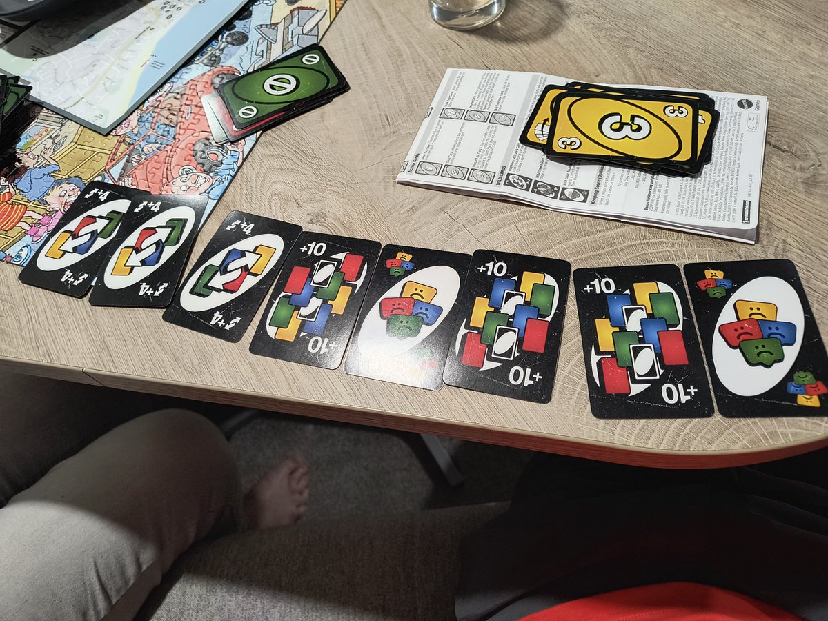 SKirky7's tweet photo. When you're playing #unonomercy and your opponent challenges your pick up 4 and makes you pick up 8. Bad move, very bad move https://t.co/LrfgFyH1Pw