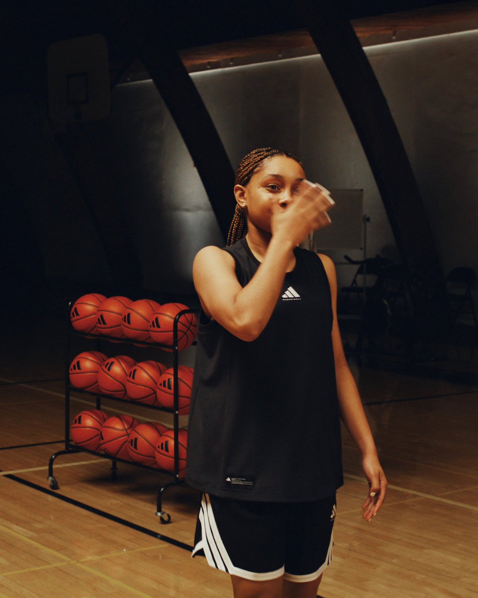 Kaleena Smith (@specialkayyy11) on Twitter photo These shorts got me feeling CRAZY!! Also got me cooking Gil
<a href="/adidasHoops/">adidas Basketball</a> Crazy Lite Shorts, Damn That’s Crazy These shorts got me feeling CRAZY!! Also got me cooking Gil
<a href="/adidasHoops/">adidas Basketball</a> Crazy Lite Shorts, Damn That’s Crazy