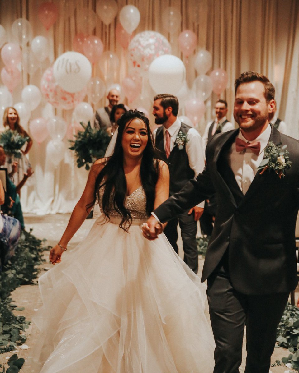 Wedding season is upon us, we still have some spring, summer, and fall dates available for your, "I do's." Visit bit.ly/WPHWeddings to start planning your #2025Wedding! 💍 

Photographer | #RedPoppyPhotography