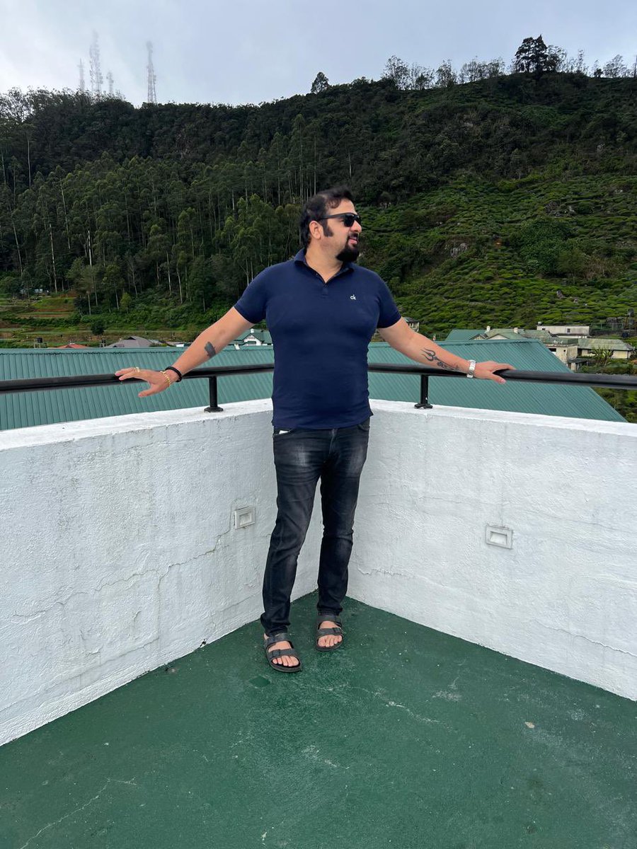 Vikas Tyagi (@vikastyagijee) on Twitter photo рдореИрдВрдиреЗ рдорд╣рд╕реВрд╕ рдХрд┐рдпрд╛тАжтАж
рдзреИрд░реНрдп  рдореЗрдВ рд╡реЛ рддрд╛рдХрд╝рдд рд╣реИ, рдЬреЛ рд╕рддрд╛рдиреЗ рд╡рд╛рд▓реЗ рдХреА рдмреБрдирд┐рдпрд╛рдж рддрдХ рд╣рд┐рд▓рд╛ рджреЗрддрд╛ рд╣реИ! рдореИрдВрдиреЗ рдорд╣рд╕реВрд╕ рдХрд┐рдпрд╛тАжтАж
рдзреИрд░реНрдп  рдореЗрдВ рд╡реЛ рддрд╛рдХрд╝рдд рд╣реИ, рдЬреЛ рд╕рддрд╛рдиреЗ рд╡рд╛рд▓реЗ рдХреА рдмреБрдирд┐рдпрд╛рдж рддрдХ рд╣рд┐рд▓рд╛ рджреЗрддрд╛ рд╣реИ!