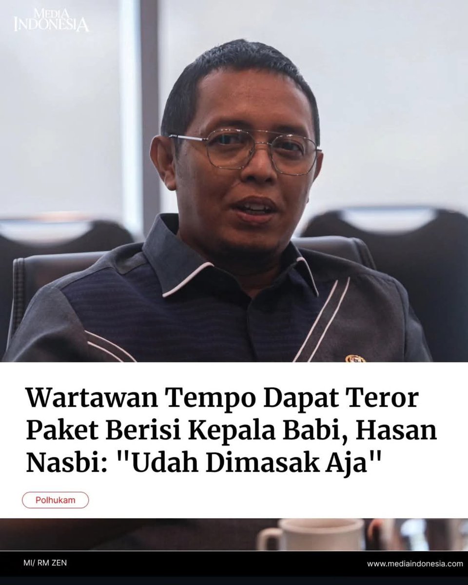 Kondisi kepala babi sudah busuk pak tidak bisa dimasak.

Sekedar mengingatkan saja, dulu jaman ORBA wartawan Peter A Rohi pernah dikirimi potongan kepala manusia karena sikap kritisnya pada kebijakan penguasa.
Istri almarhum Munir dan Imparsial  juga pernah dikirimi bangkai ayam