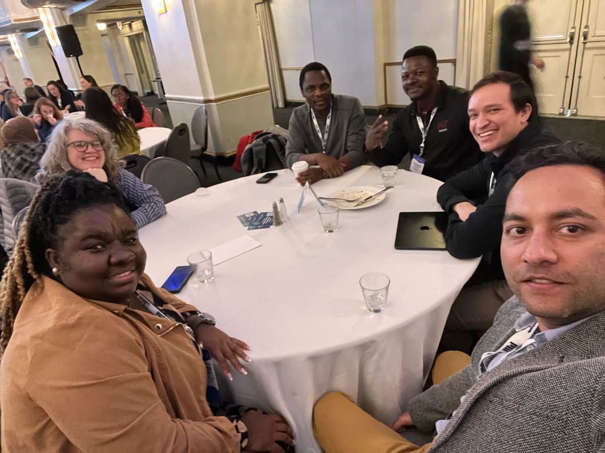 UCDavisPostdocs's tweet image. Day 1 of #NPA2025AC is a wrap! 🎉 An incredible welcome speech, keynote, awards, engaging breakout sessions, networking, poster sessions and workshops. From prof dev tools to policy writing, mentoring, and social engagement strategies. Looking forward to Day 2! @nationalpostdoc