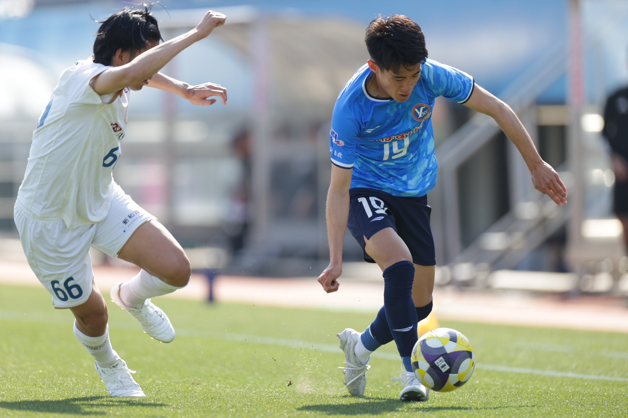 ジーコ サッカー選手像 ブロンズ製 約32cm ジーコ サッカー選手像 ブロンズ製 約32cm