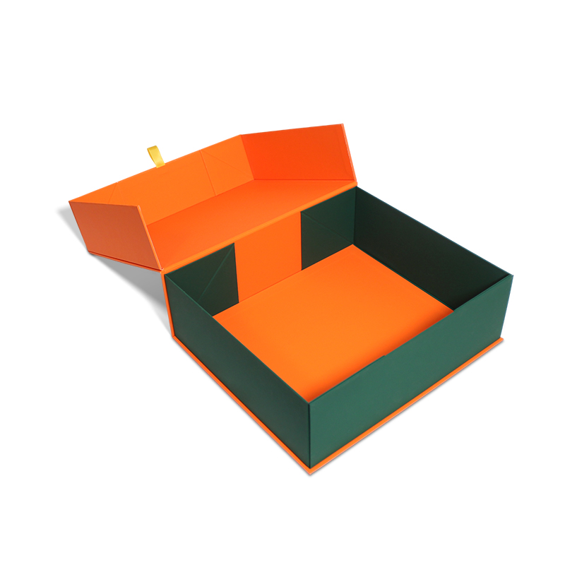 cfpackaging's tweet image. Classic Contrast Color Folding Box Recommendation：Changfa Packaging Customized Recycled Cardboard Foldable Packaging Boxes,Eco-Friendly Shopping Gift Packaging.
✅Moq：500pcs,Enable to custom print as your design.
✅Size：32X28X10.6 cm
#foldingbox #clamshellbox #brandedpackaging