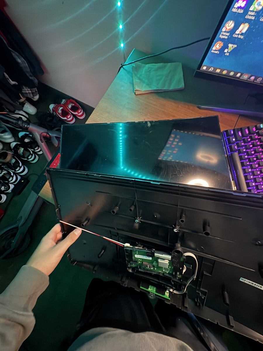 Nice got banned on twitch for a week <a href="/Twitch/">Twitch</a> ur app is shitty people say way worse shit back on kick till unban