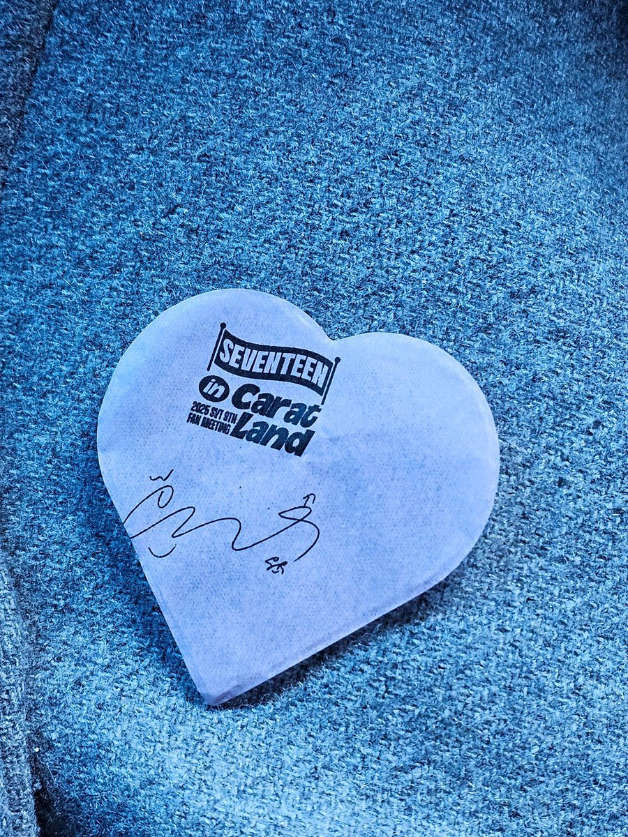 giveaway! ph only 🇵🇭

WONWOO SIGNED CONFETTI
- like &amp; rt
- ends tonight at 11:59

(random color)