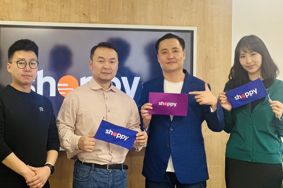 🎂Өнөөдөр 36 нас хүрч “залуу” наснаас “ид” нас руу шилжиж байна. 🎁 Төрсөн өдрөөрөө аян замын бэлтгэлээ базаагаад тун завгүй явна өө. Учир нь энэ өдрөөс эхэлж shoppyhub.mn -ын хамт олон 20 улсын аяллыг минь ивээн тэтгэж “Монголчуудтайгаа хамт дэлхийг тойрох”-оор хүч