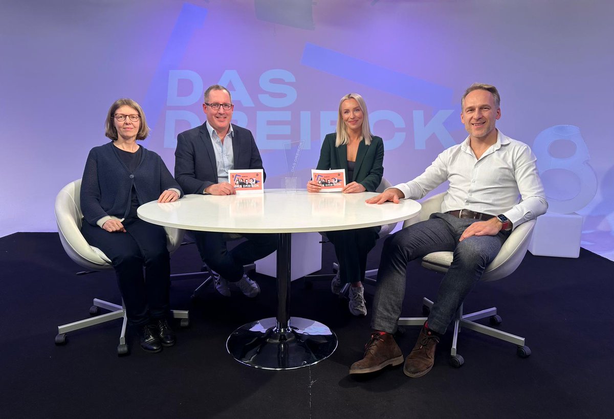 Martin Wassermair tweet media