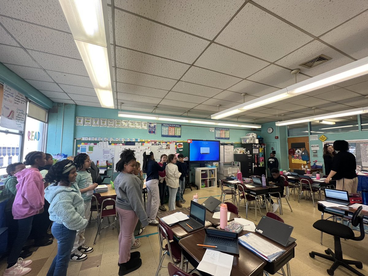 Students in Ms. Egan’s class practiced answering computer based math questions, moved to different sides of the room based on their answer choice, &amp; then explained their thinking! <a href="/YonkersSchools/">Yonkers Public Schools</a> <a href="/AnibalSolerJr/">Aníbal Soler, Jr.</a> <a href="/DrF_Hernandez/">Dr. Frank O. Hernández</a> <a href="/ErikWrightYPS/">Erik Wright</a>  <a href="/DaisyRod6060/">Dr. Daisy Rodriguez</a>