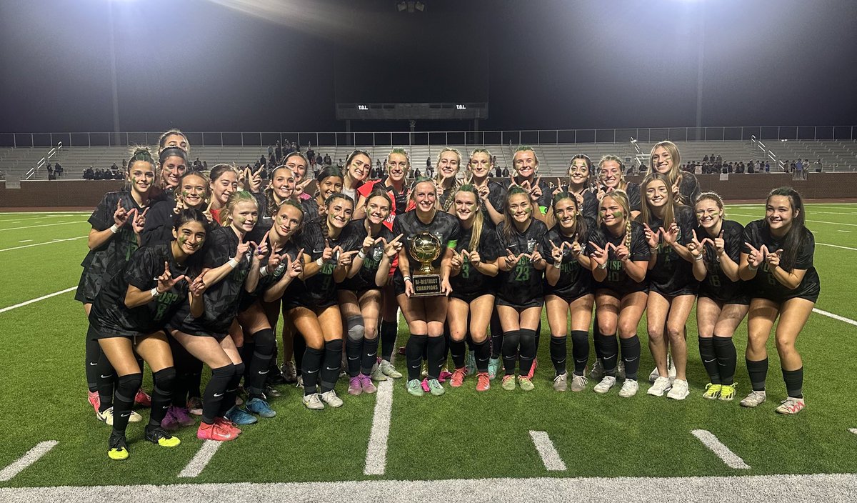 Final: Prosper 2  Guyer 0. Eagles win! Fantastic game from the girls tonight against a really tough Guyer squad. On to Round 2! Let’s goooooo!
