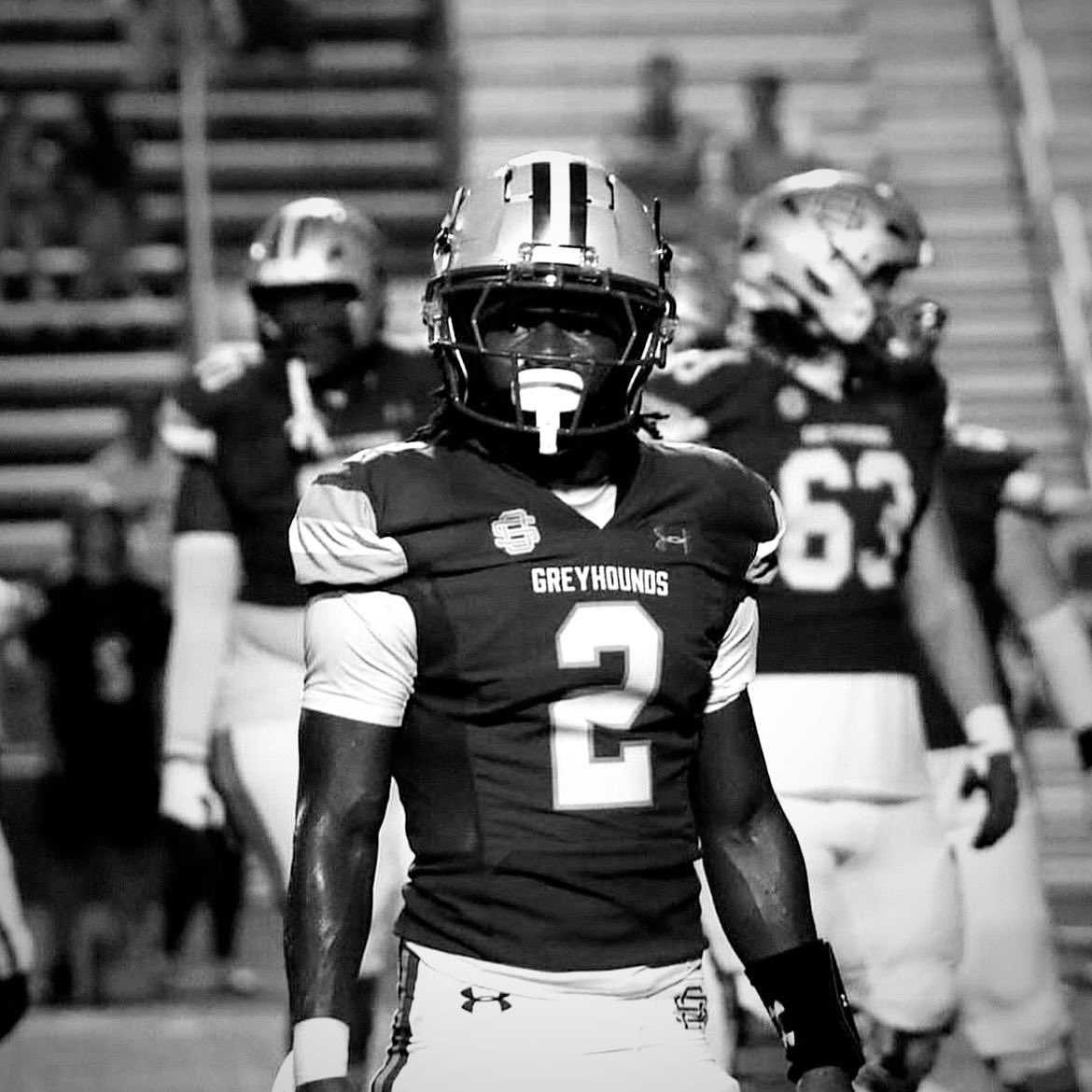 Full Season Highlights (ATH) 
1,801 Yards Total 
21 touchdowns 
1 tackle
4⭐️
4.42 40 yard dash 
my number is - 228-278-5721
hudl.com/v/2QiecP