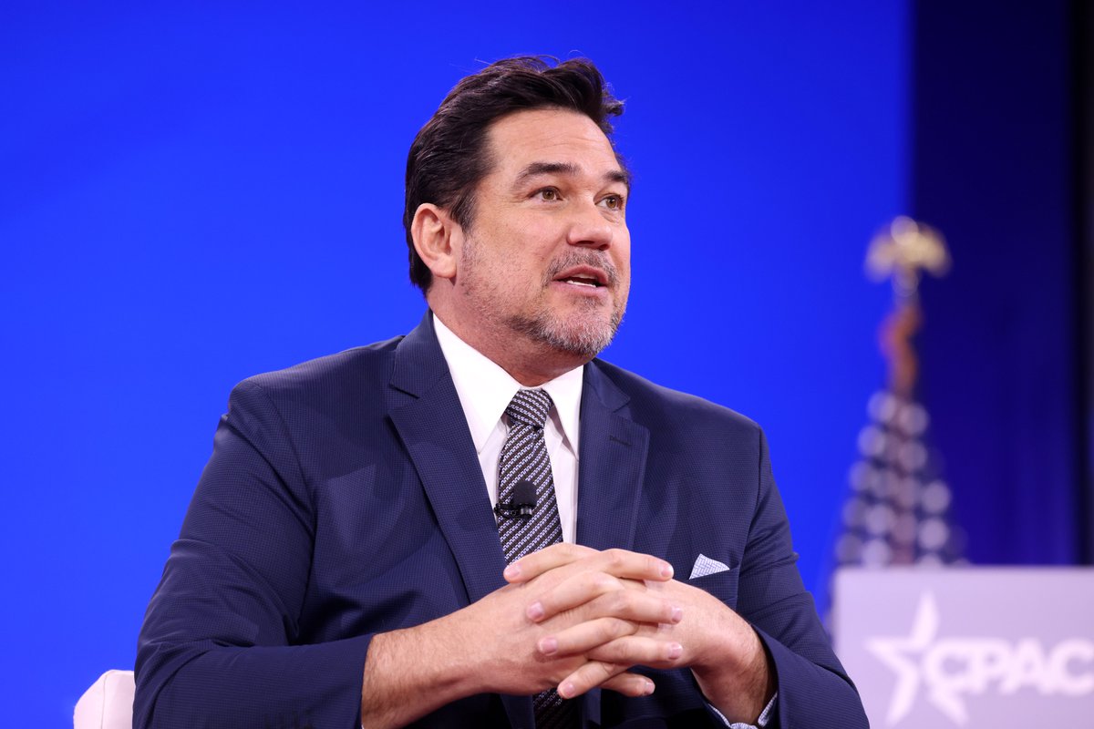 deancainarchive's tweet photo. Dean Cain speaking at the Conservative Political Action Conference (CPAC), 2025. @RealDeanCain https://t.co/NqgESwel8T