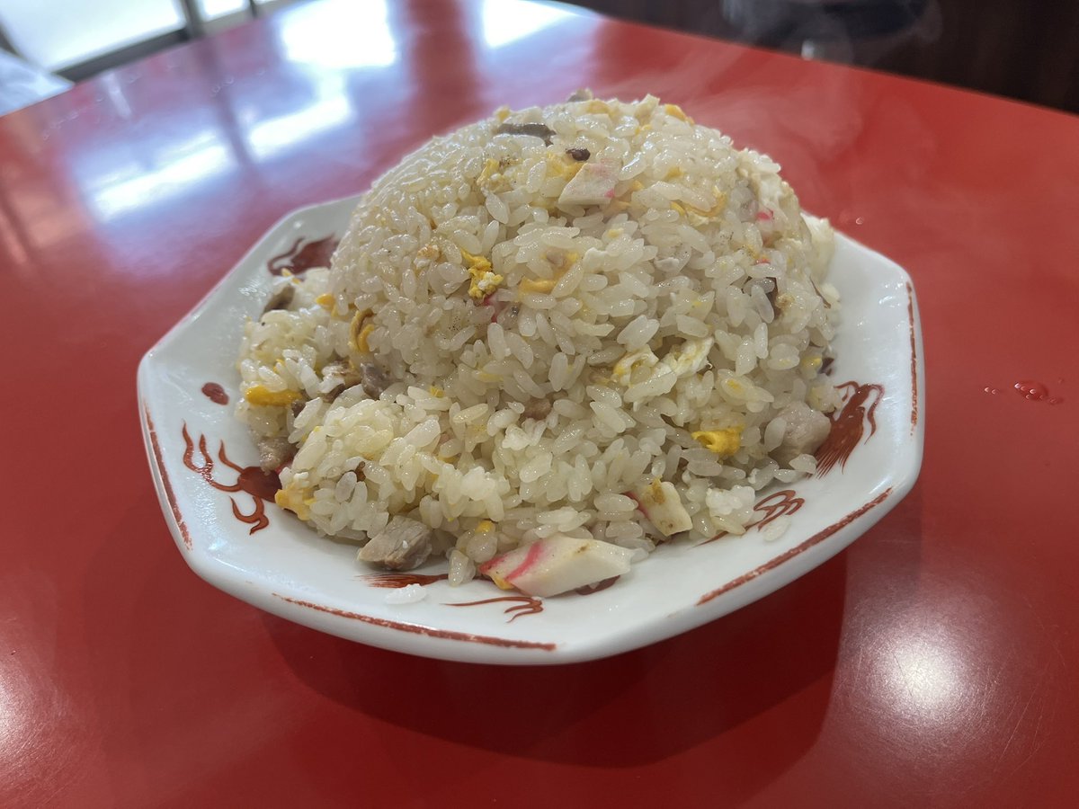 zen_brad's tweet photo. 青梅市 河辺
大門
チャーハン大盛り
タンメン https://t.co/hD4vWUpD2b