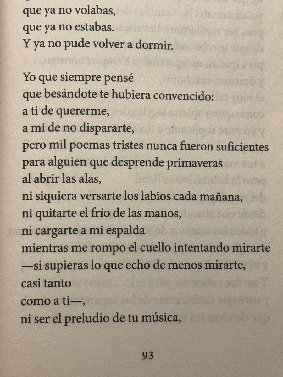 pparamo_'s tweet image. Hoy en el Día de la Poesía, gracias @elvirasastre , solo tú podría convertir el dolor en algo tan bello como tus poemas.