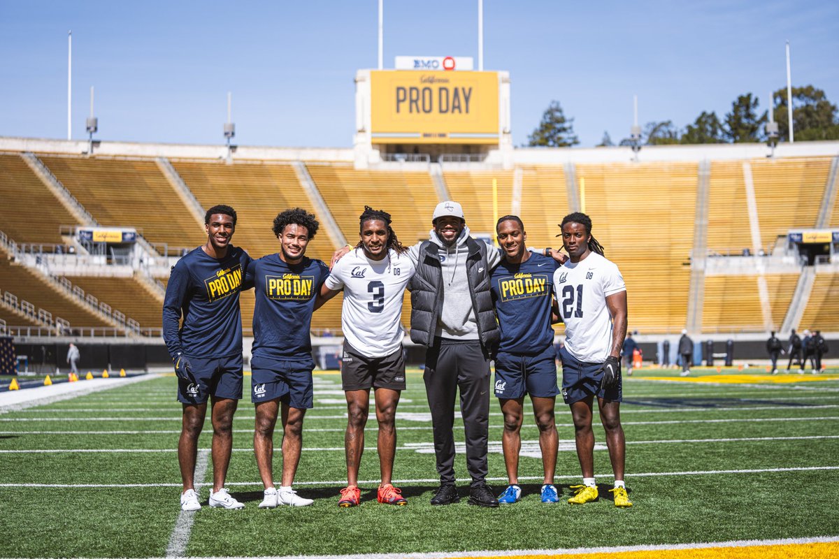 Terrence Brown (@coachtb02) on Twitter photo God has been so good! It was such a blessing to experience these young men get one step closer in the pursuit of their childhood dreams. I am beyond proud of them. So grateful to have been a part of their journey alongside <a href="/CoachTreW/">Tre Watson</a>…Go Be Great! #MembersOnly <a href="/_CraigWoodson/">CRAIG WOODSON</a> God has been so good! It was such a blessing to experience these young men get one step closer in the pursuit of their childhood dreams. I am beyond proud of them. So grateful to have been a part of their journey alongside <a href="/CoachTreW/">Tre Watson</a>…Go Be Great! #MembersOnly <a href="/_CraigWoodson/">CRAIG WOODSON</a>