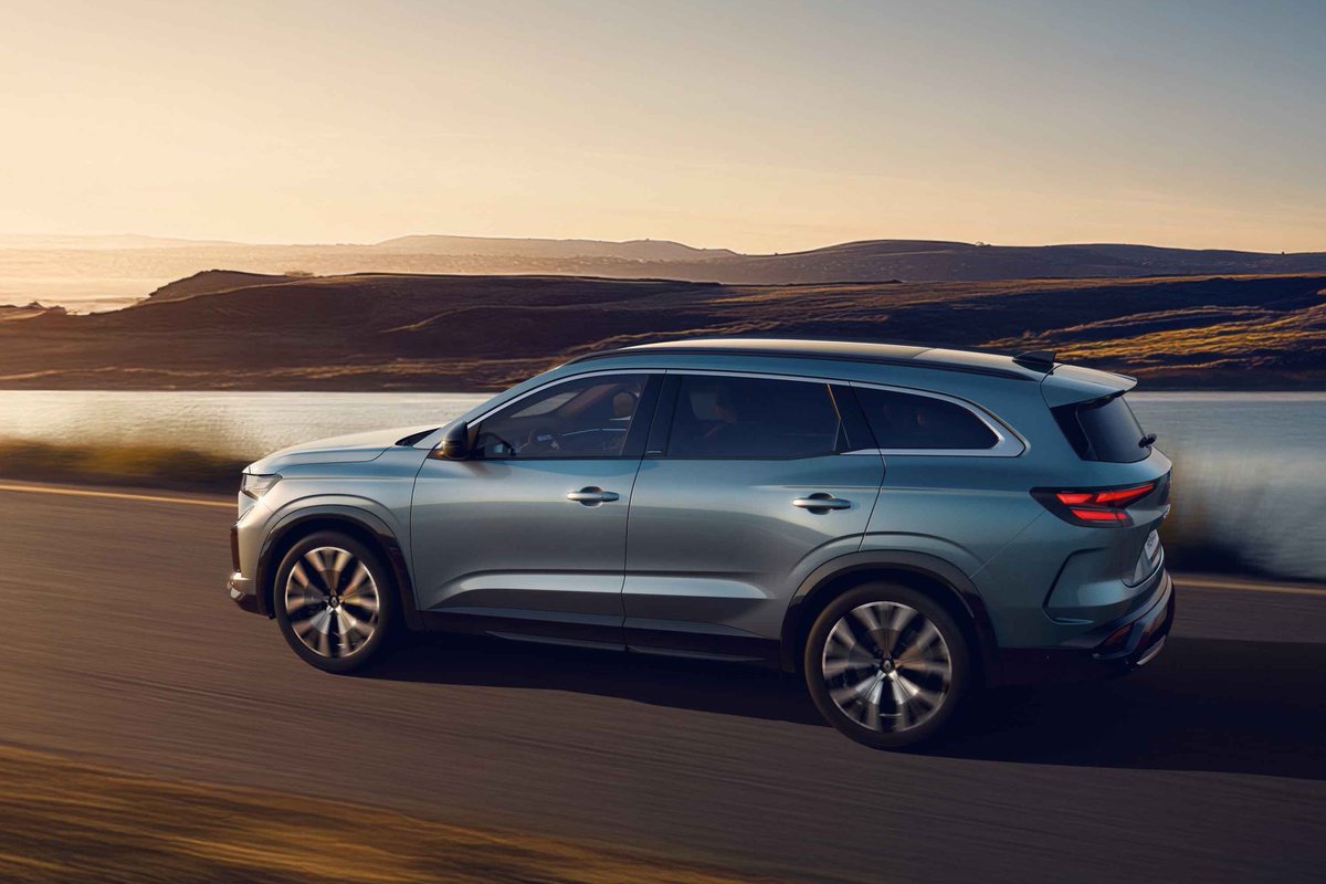 lebel4's tweet image. Découvrez le Renault Espace E-Tech 2025, un SUV hybride familial qui allie confort, technologie et modularité. #Renault #RenaultEspace #monospace #hybride #photoscar

Pour plus d'infos :  photoscar.fr/renault-espace…