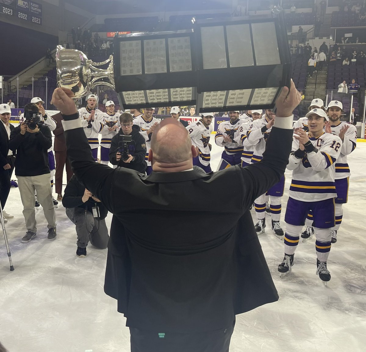 Andrew Hedlund (@andyhedlund) on Twitter photo The Mason Cup has come back to Mankato! What a night! <a href="/CCHAHockey/">CCHA</a> <a href="/patmick2626/">Pat Micheletti</a> <a href="/benholdenpxp/">Ben Holden</a> <a href="/MinnStMHockey/">Minnesota State Hockey</a> The Mason Cup has come back to Mankato! What a night! <a href="/CCHAHockey/">CCHA</a> <a href="/patmick2626/">Pat Micheletti</a> <a href="/benholdenpxp/">Ben Holden</a> <a href="/MinnStMHockey/">Minnesota State Hockey</a>